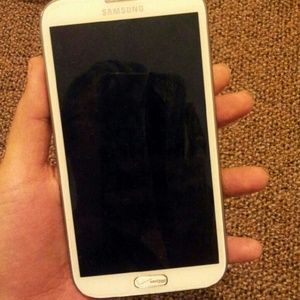 UNLOCKED WHITE NOTE 2