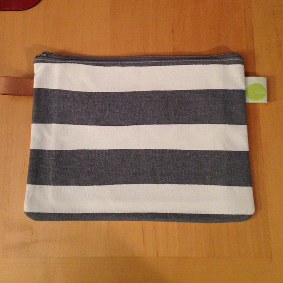 See Design Clutch