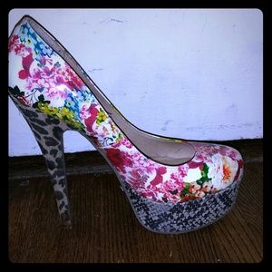 ☆price cut★Floral and leaopard print platform pump