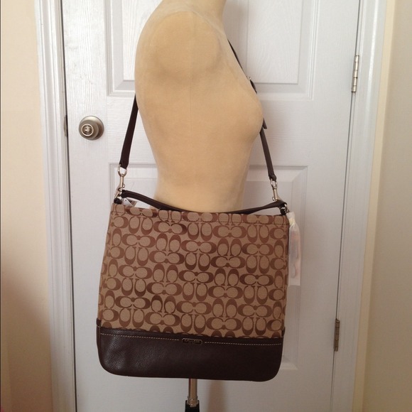 Authentic Coach crossbody