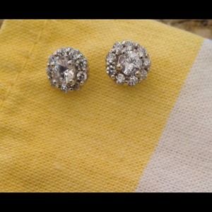 HOLD! Stella and dot earrings NWOT