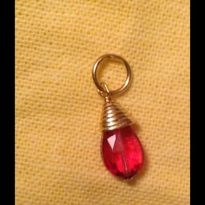 Stella and dot charm NWOT