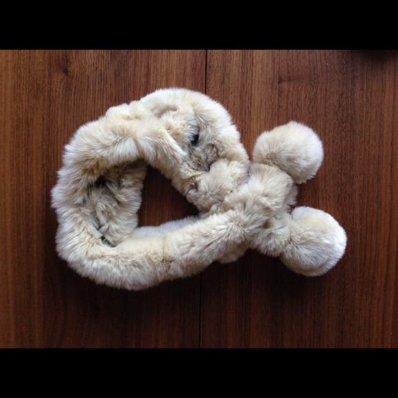 PRICE REDUCED: Rabbit Fur Headband or Scarf - Picture 2 of 2