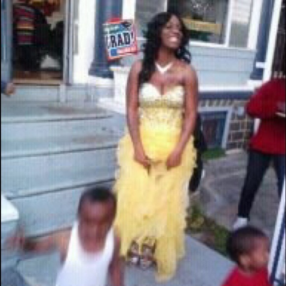 Prom Dress - Picture 4 of 4