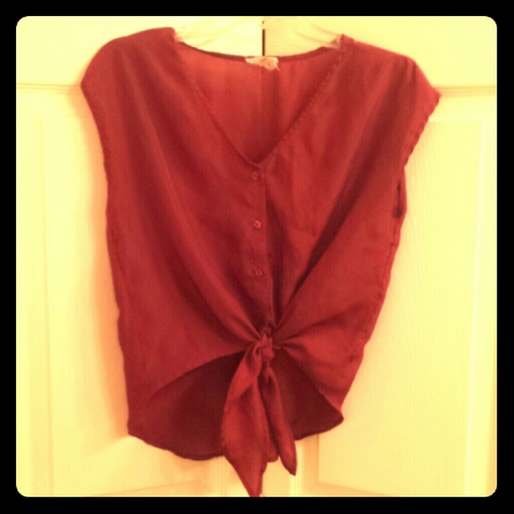 Plum tied button down crop