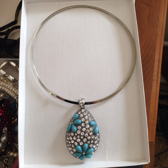 Silver and turquoise necklace - Picture 1 of 2