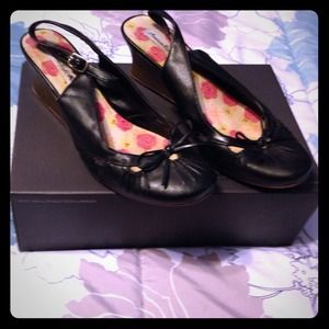 American Eagle Wedges