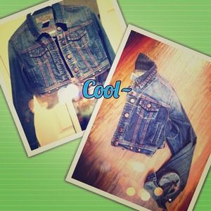 Cropped Denim Jacket