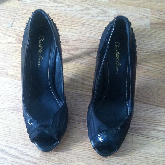 3 1/2 in charolette russe heels