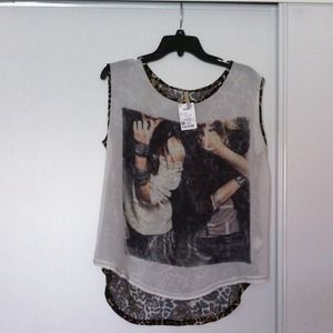 Short sleeve shirt