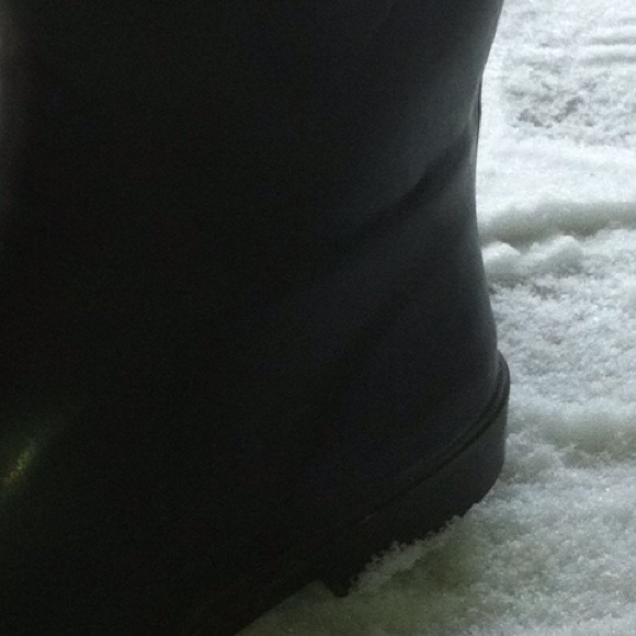 Beautiful rain boots from London. - Picture 4 of 4