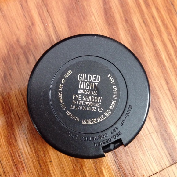 💟reduced!💟MAC mineralize shadow in guilded night - Picture 2 of 2