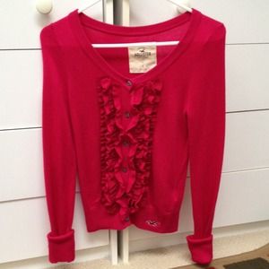 🚫Sold🚫💋Hollister Super Cute Super Soft Deep Red