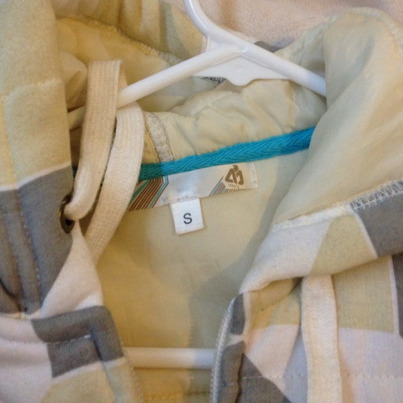 Warm jacket - Picture 3 of 3