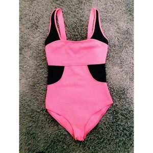 💜SOLD💜Pink mesh leotard