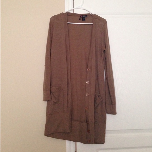 ❌❌SOLD❌❌Tan Cardigan