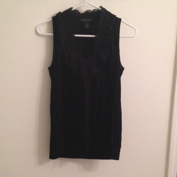 White House Black Market tank