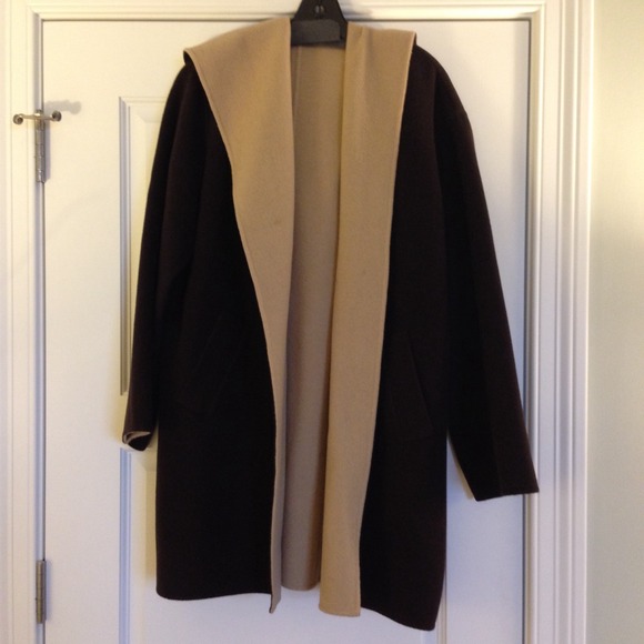 Ellen Tracy Wool Coat - Hooded and Unstructered