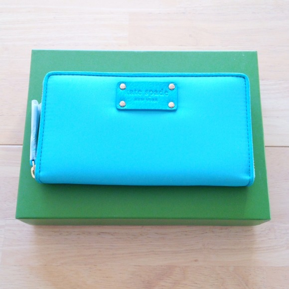 NWT Authentic Kate Spade Neda Wallet
