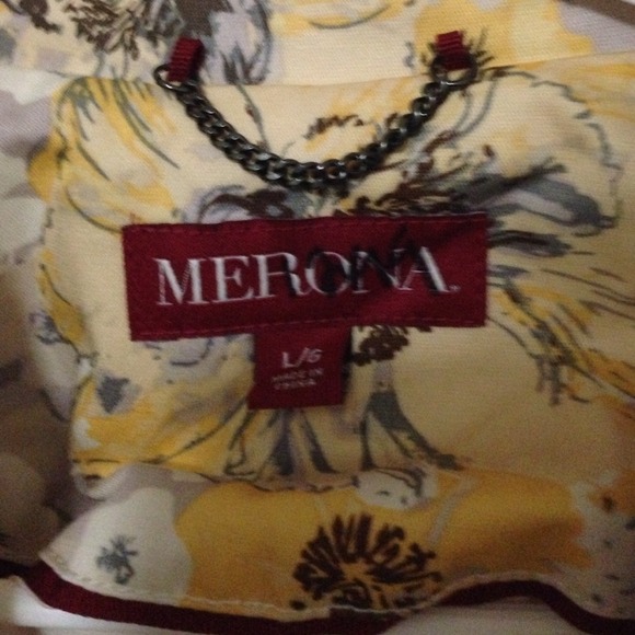 Merona - Picture 4 of 4