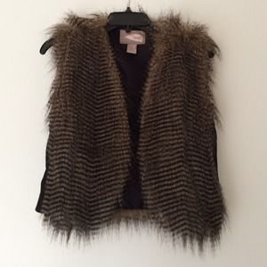 Forever 21 Faux Fur Vest