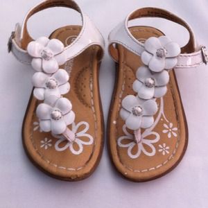 Toddler shoes size 5