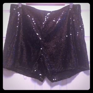 *ON HOLD* 💎REDUCED Sequin shorts💎