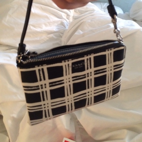 Plaid B&W Authentic Coach Wristlet - Picture 4 of 4
