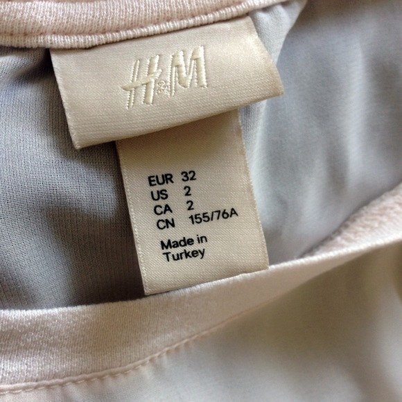 BUNDLED❗️H&M light pink sheer paneled tank - Picture 4 of 4