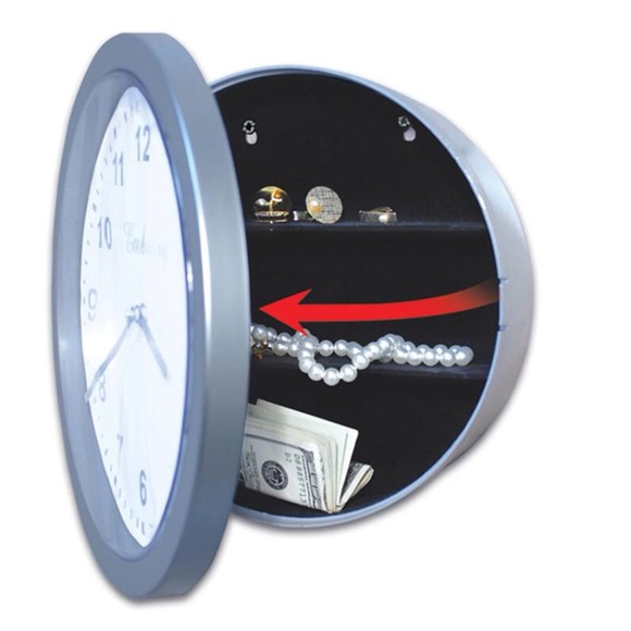 Secret Clock Safe - Picture 2 of 2