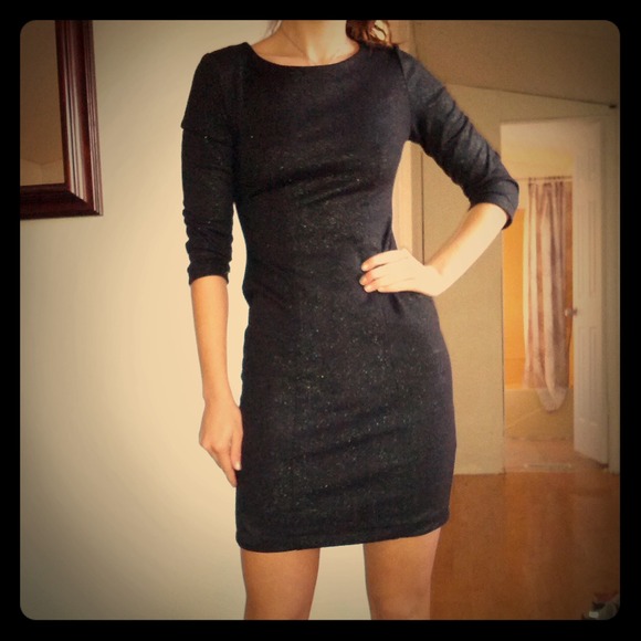 Stretchy tight black dress