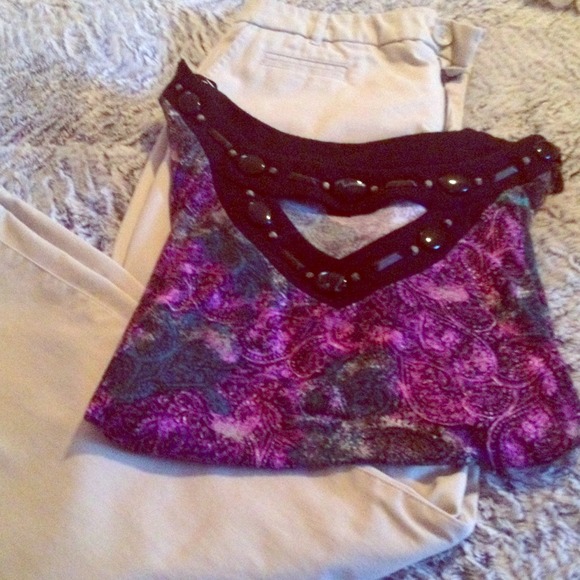 A cute little outfit set! Can sell separately!