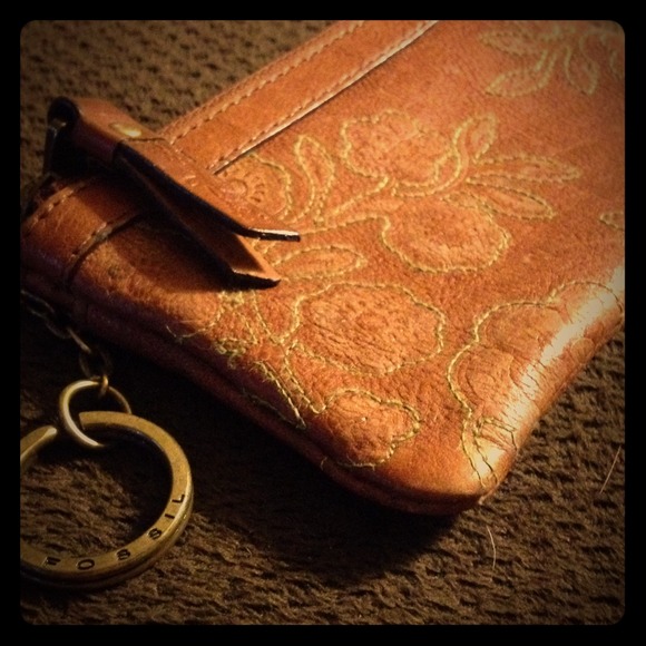 -SOLD- Cute Genuine Leather Fossil wallet