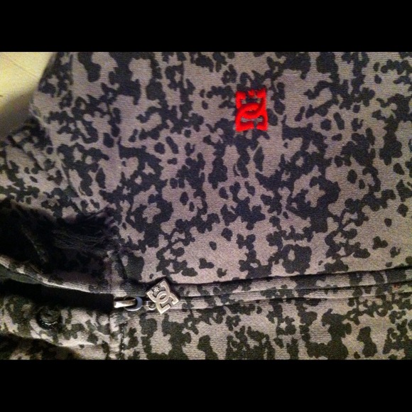 SOLD - Picture 2 of 3
