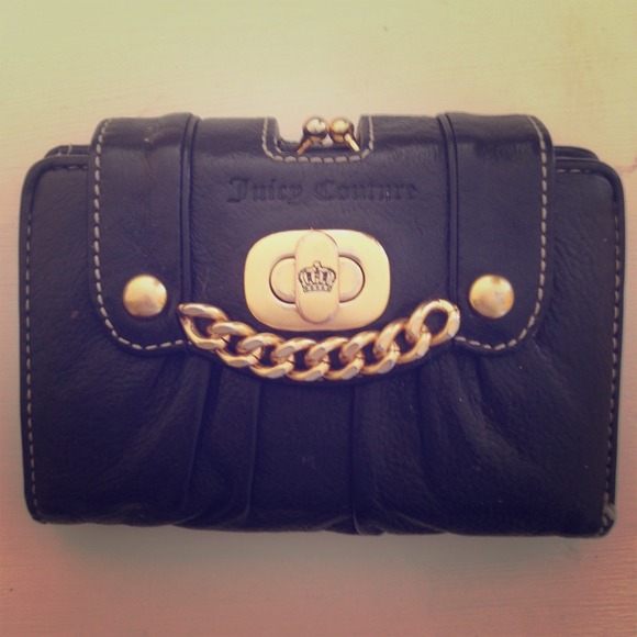 Juicy Couture Clutches & Wallets - Juicy Couture wallet