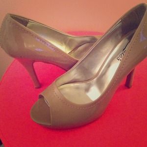 Nude Peep Toe Pumps