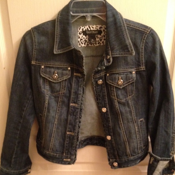 🌼Reduced!🌼 Denim Jacket