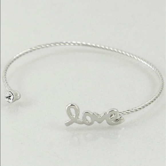 Jewelry - 3 for 15🎀Silver tone love bangle