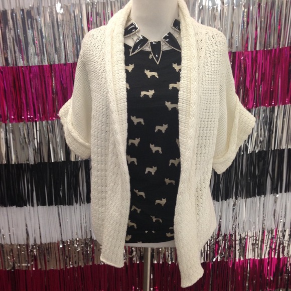 Zara Sweaters - White Knit Slouchy Cardi