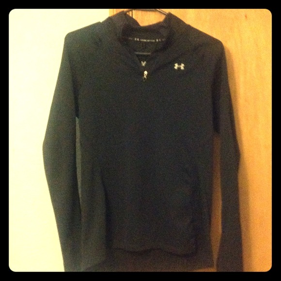Black Under Armour long sleeve