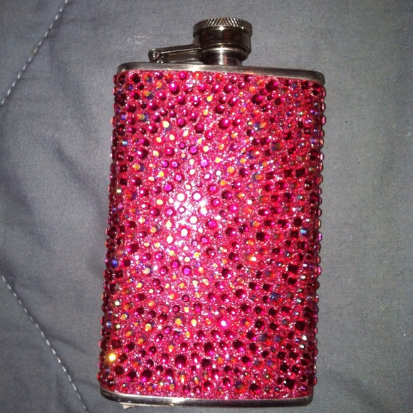 Jeweled glitter flask . Never been used .