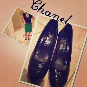 Super chic authentic Chanel heels- 37