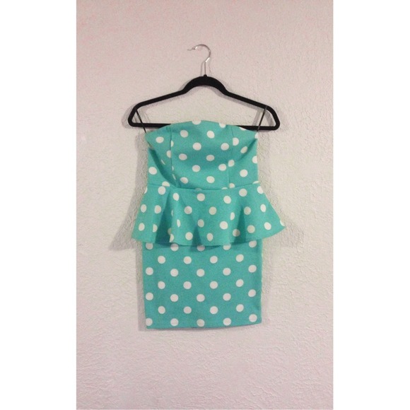 🌸REDUCED🌸 F21 Peplum Dress
