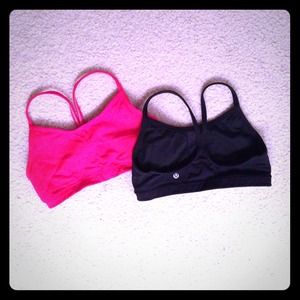 Lululemon Flow Y Bra in Red & Black - Size 4