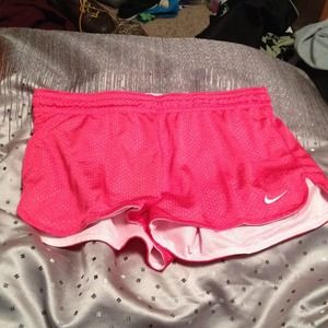 Mesh nike shorts (pink)