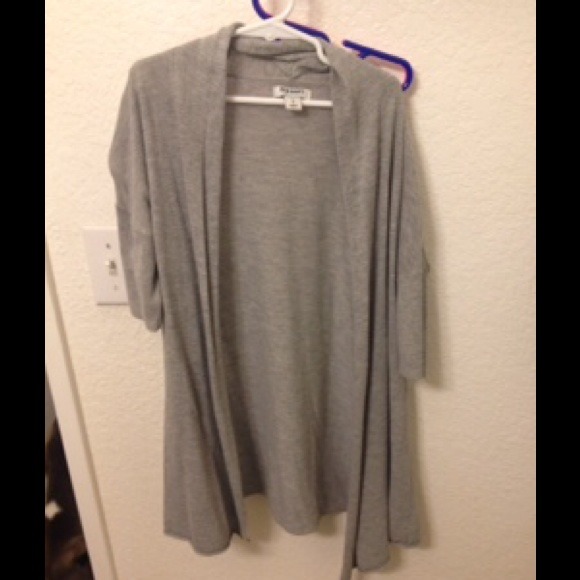 ❌SOLD❌Old navy gray cardigan - Picture 1 of 3