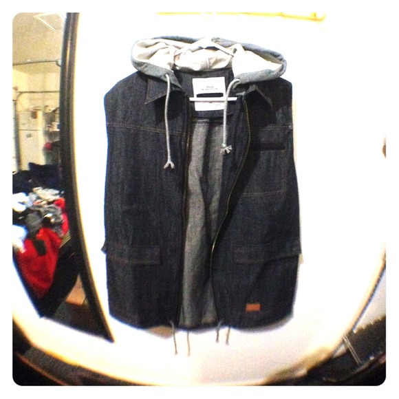 Large Orisue sleeveless denim vest