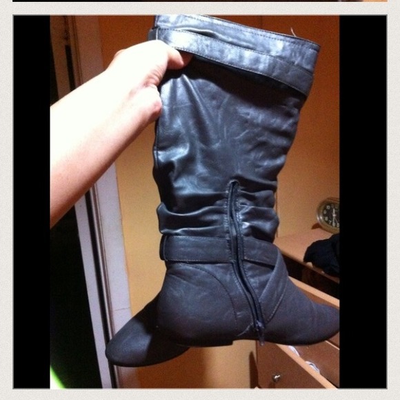 ❤️Gray leather boots