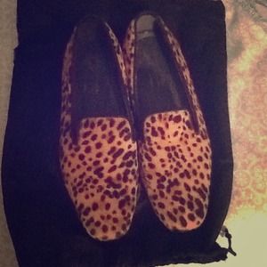 Donald J Pliner leopard print flats. Size 10