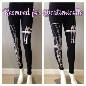 Reserved for @catienicolle